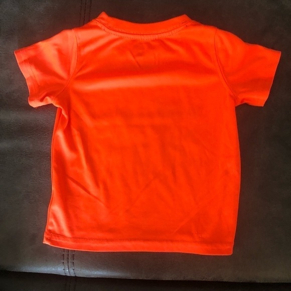 3 Carters T-Shirts Size 18 Months - Picture 4 of 10